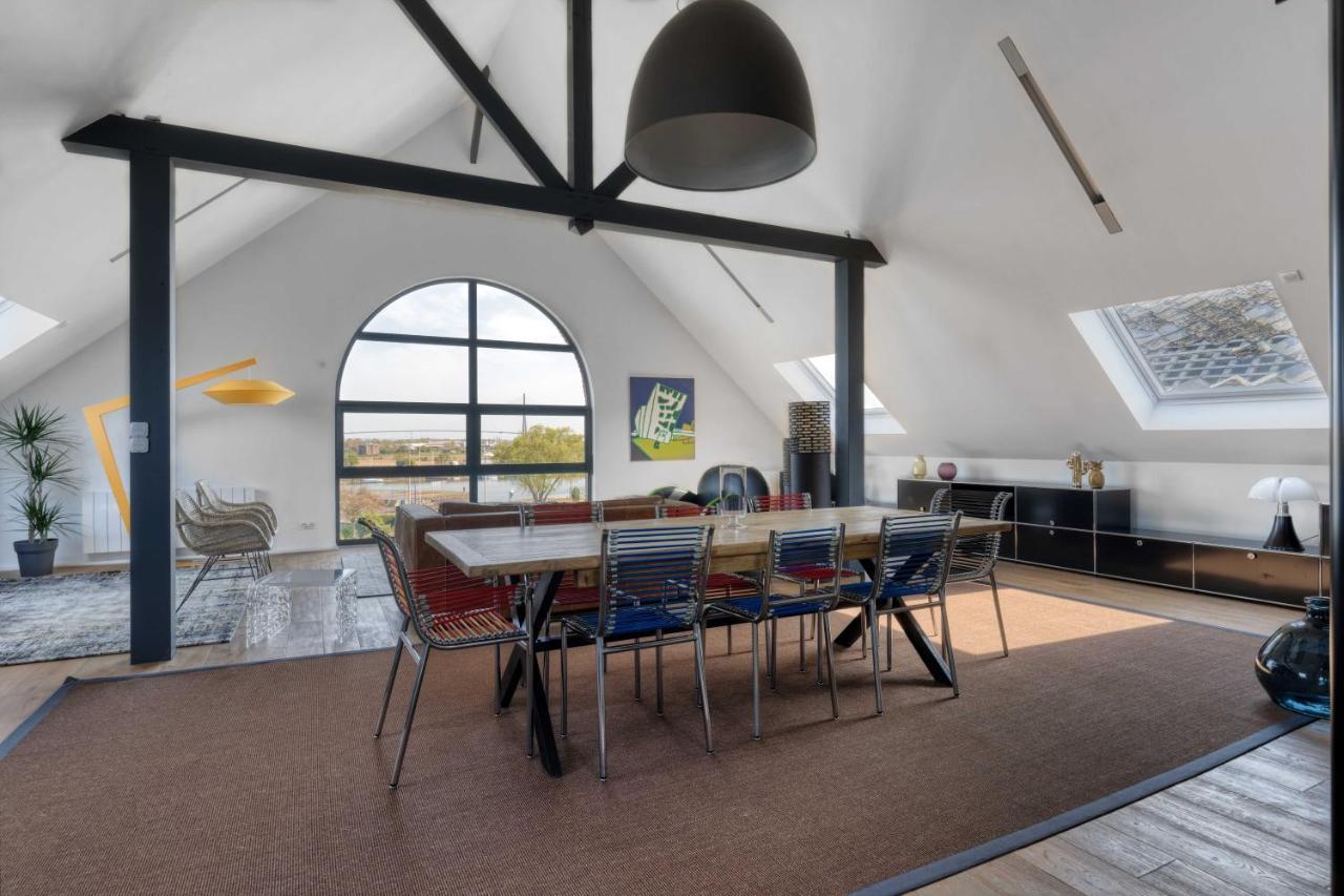 Апартаменты Le Loft Du Cosmopolitain Онфлёр Экстерьер фото